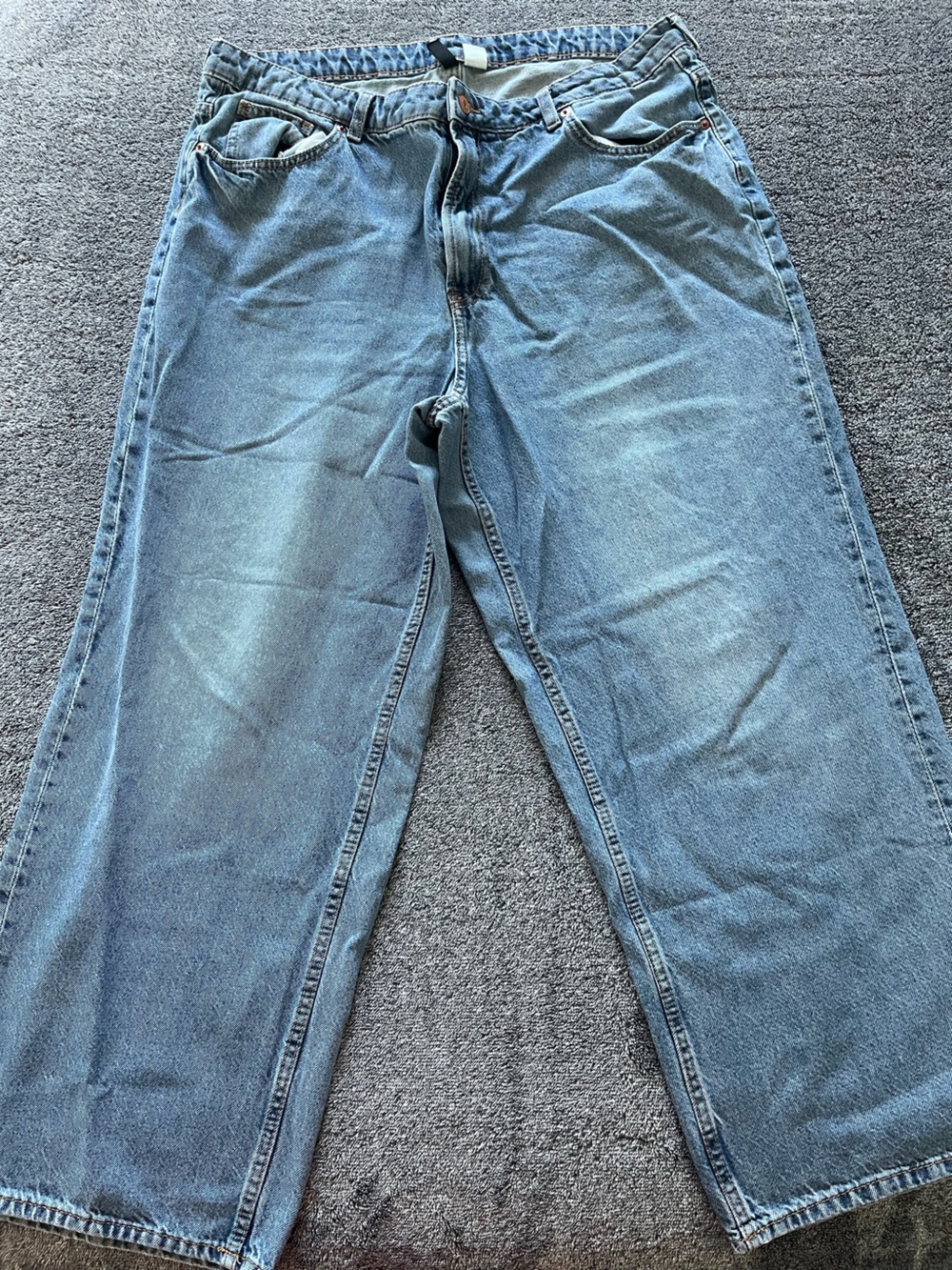 H&M Women's Straight-Leg Light Blue Denim Jeans